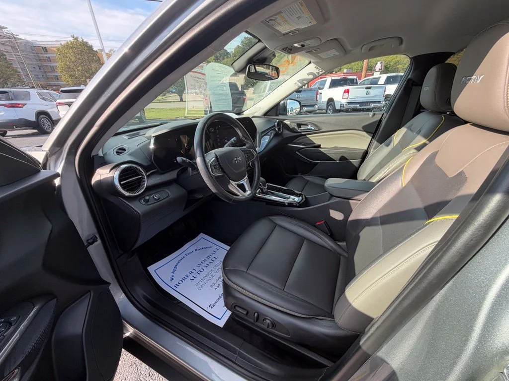 Used 2025 Sterling Gray Metallic Chevrolet ACTIV image 19