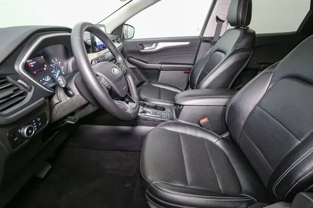 Used 2022 Blue Ford SEL image 37