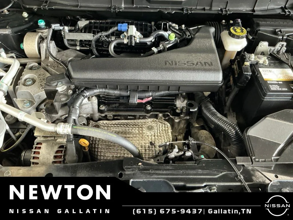 Used 2018 Magnetic Black Nissan S image 38