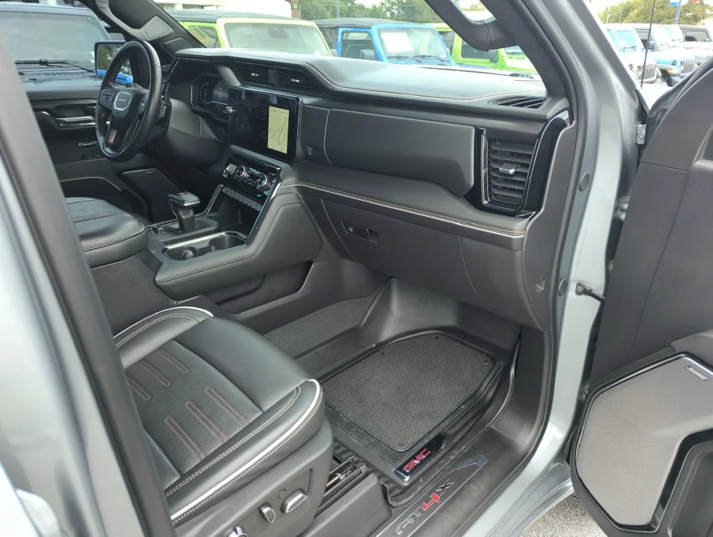 Used 2024 Silver GMC AT4X image 34