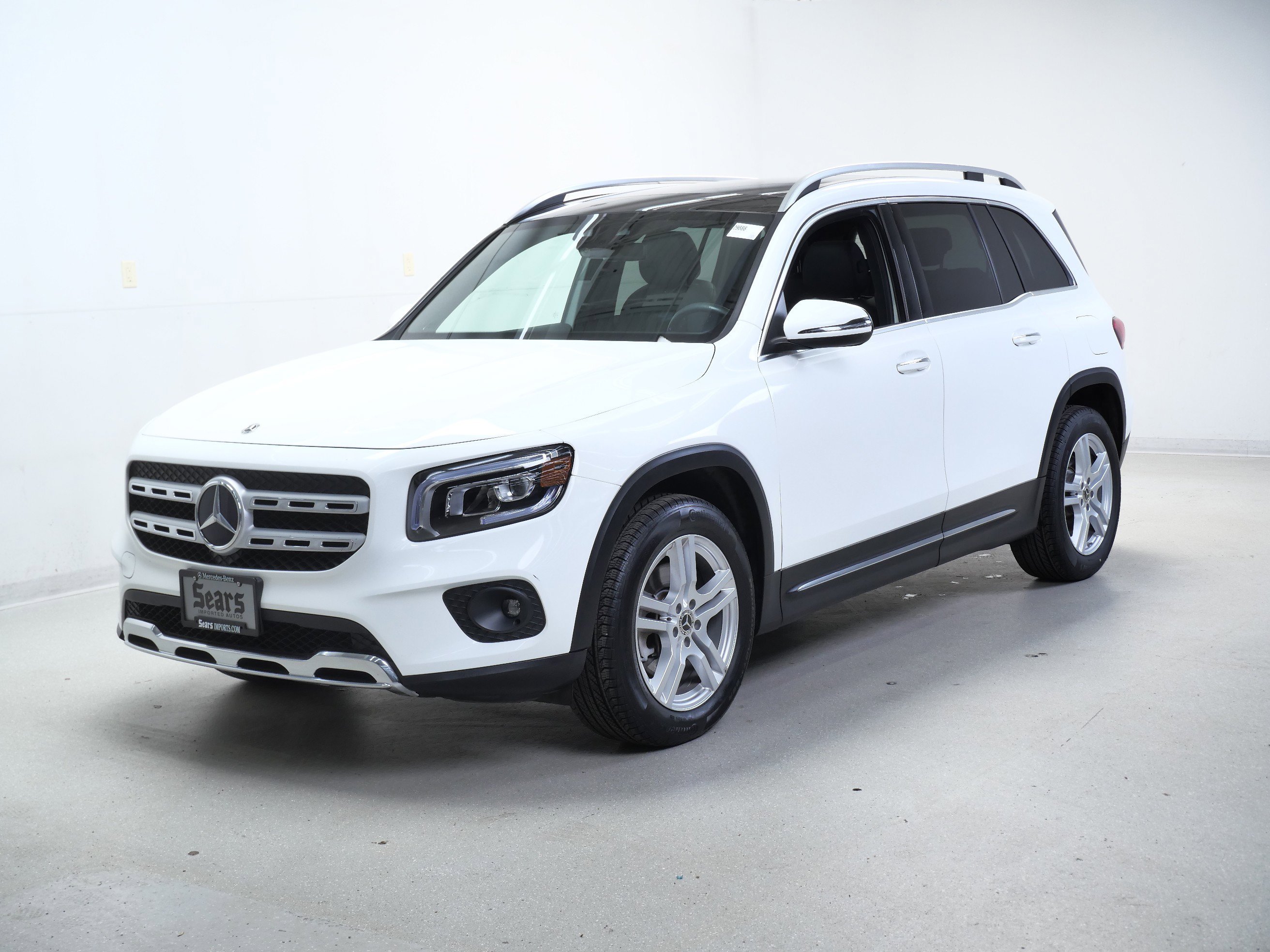 Certified Used 2021 Polar White Mercedes-Benz GLB 250 image 9