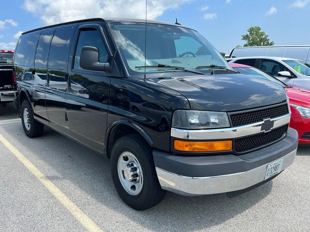 Used 2015 BLACK Chevrolet Work Van image 3