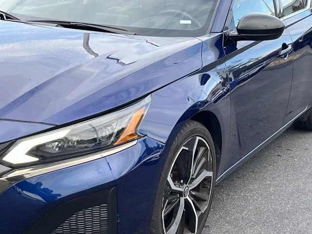 Used 2024 Blue Nissan 2.5 SR image 9