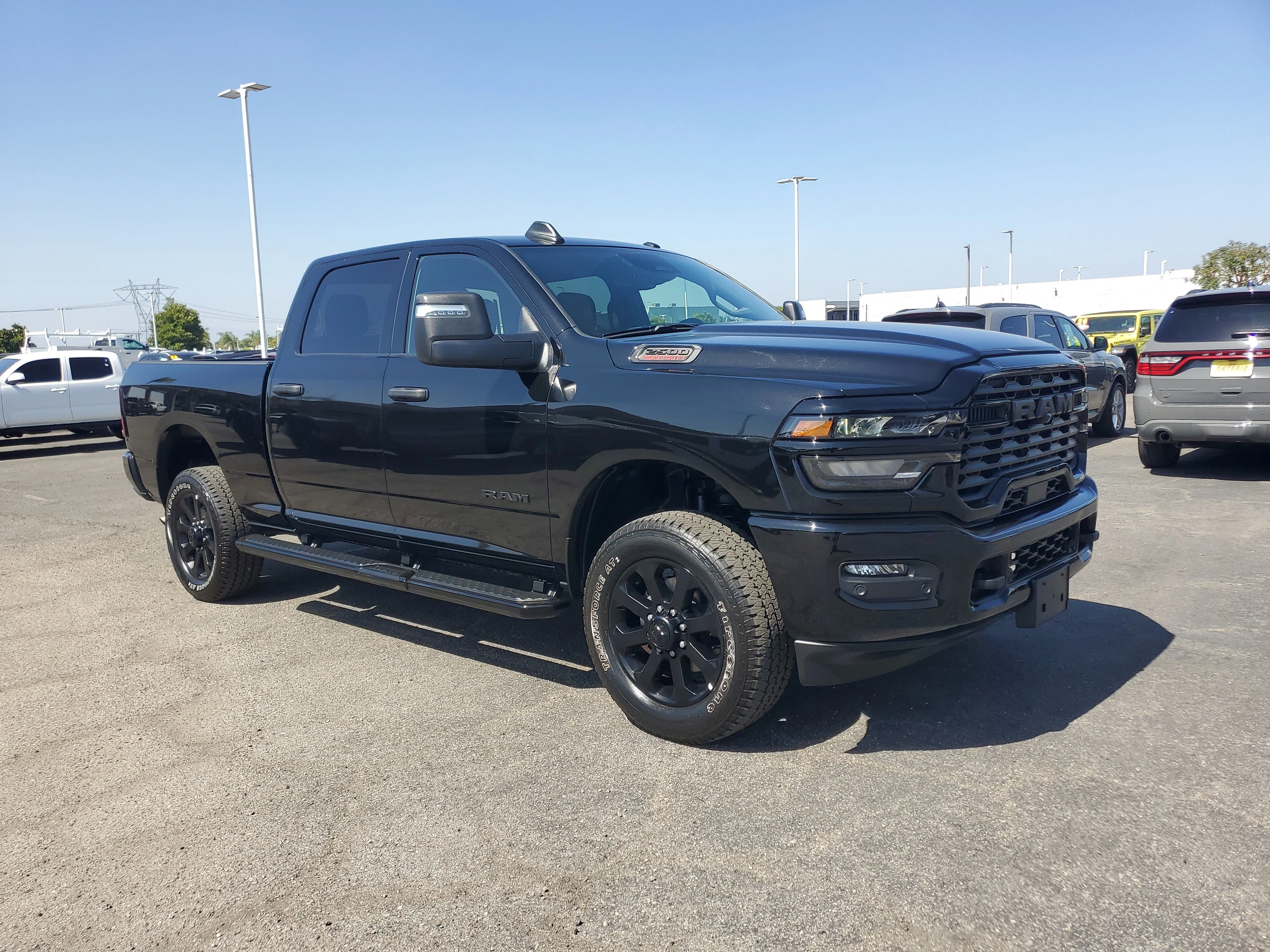 Certified Used 2025 Black Ram Big Horn image 28