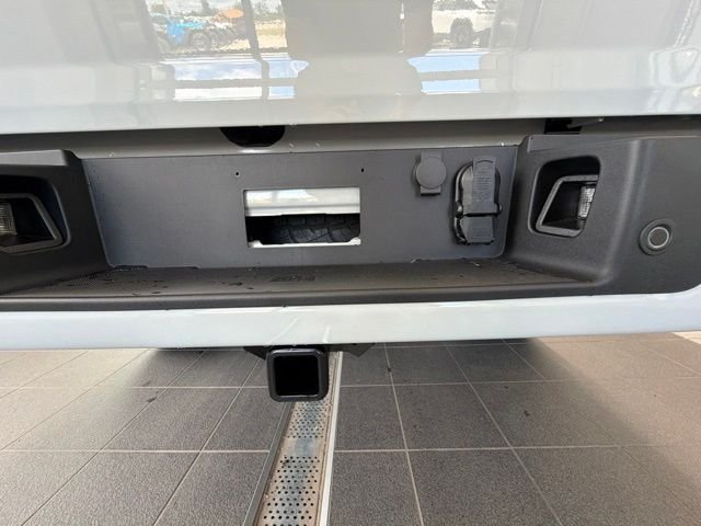 New 2026 Avalanche Ford XLT image 11