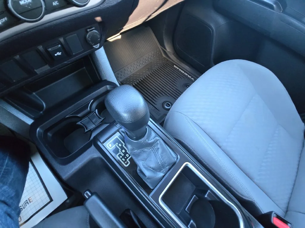 Used 2021 White Toyota SR image 24
