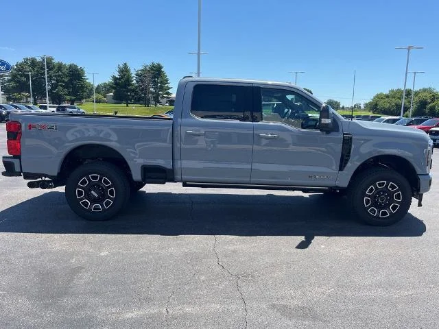 New 2026 Glacier Gray Metallic Tri-Coat Ford F-250® Platinum® image 35