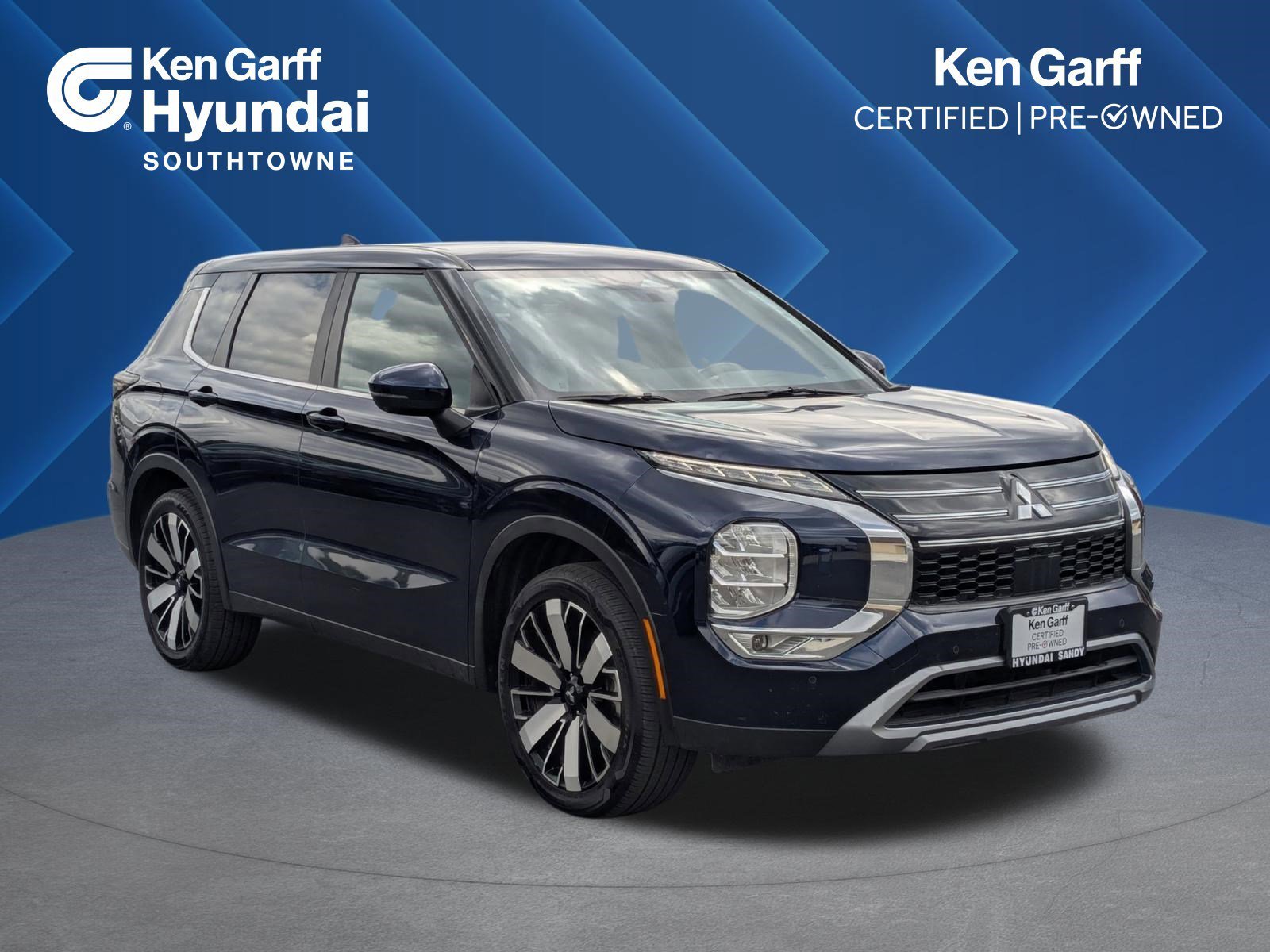 2025 Mitsubishi Outlander SE S-AWC's photo