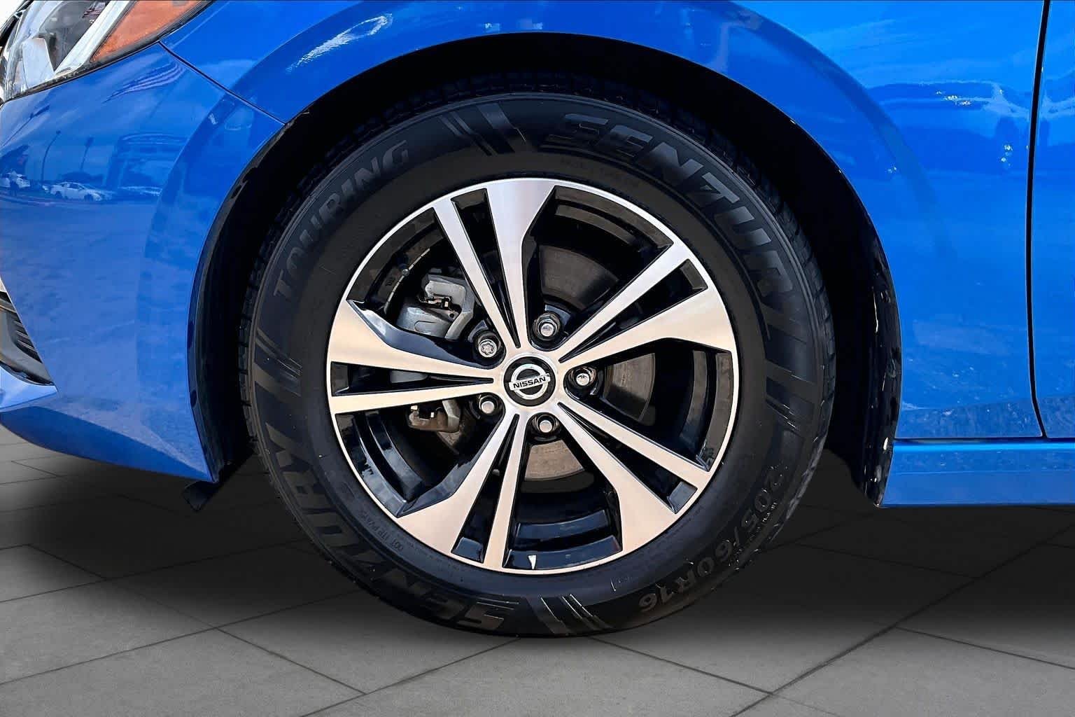 Used 2023 Electric Blue Metallic Nissan SV image 11