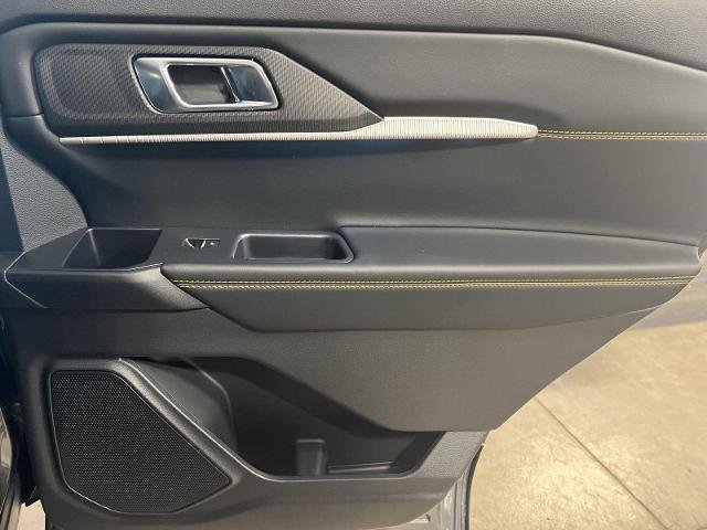New 2026 Carbonized Gray Metallic Ford Tremor® image 13