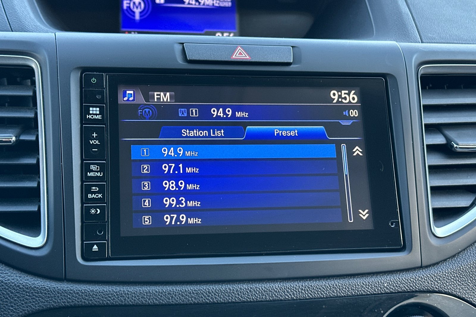 Used 2016 Green Honda EX-L image 19