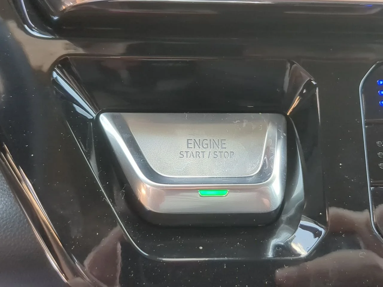 New 2026 Titanium Rush Metallic GMC Denali image 17