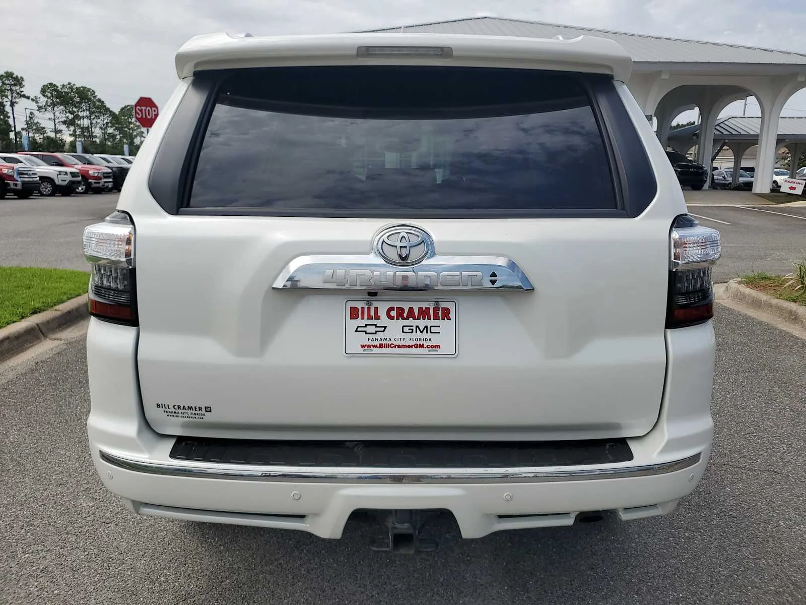 Used 2022 Blizzard Pearl White Toyota Limited image 5
