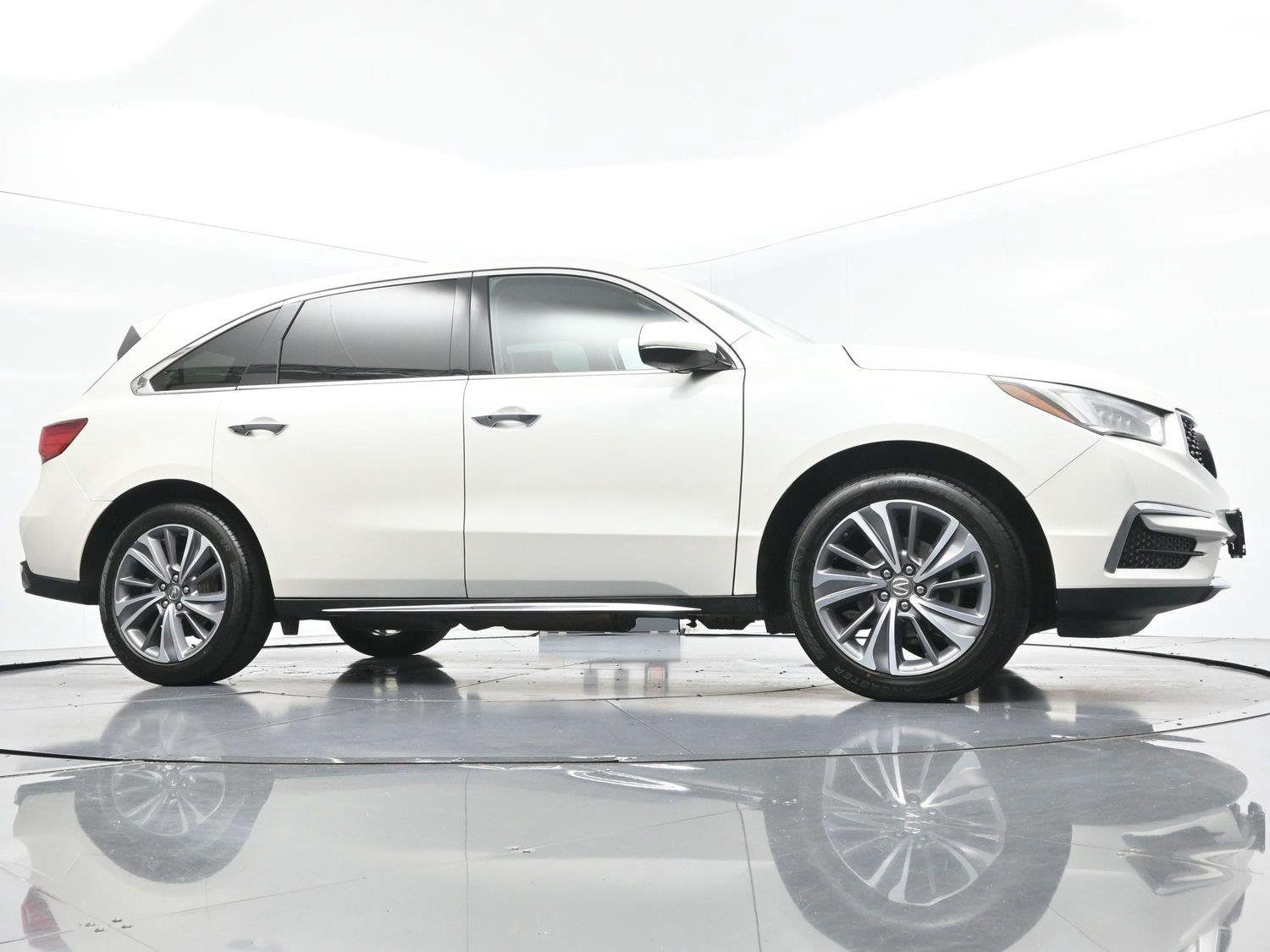 Used 2018 White Diamond Pearl Acura w/Technology Pkg image 56