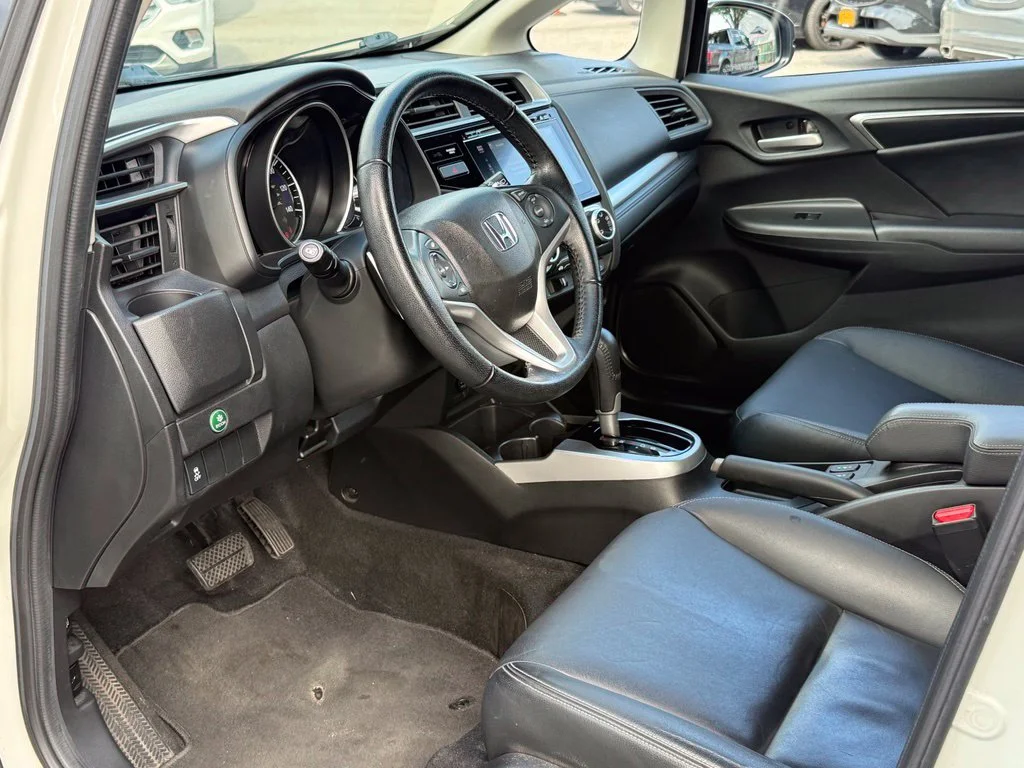 Used 2017 White Orchid Pearl Honda EX-L image 20