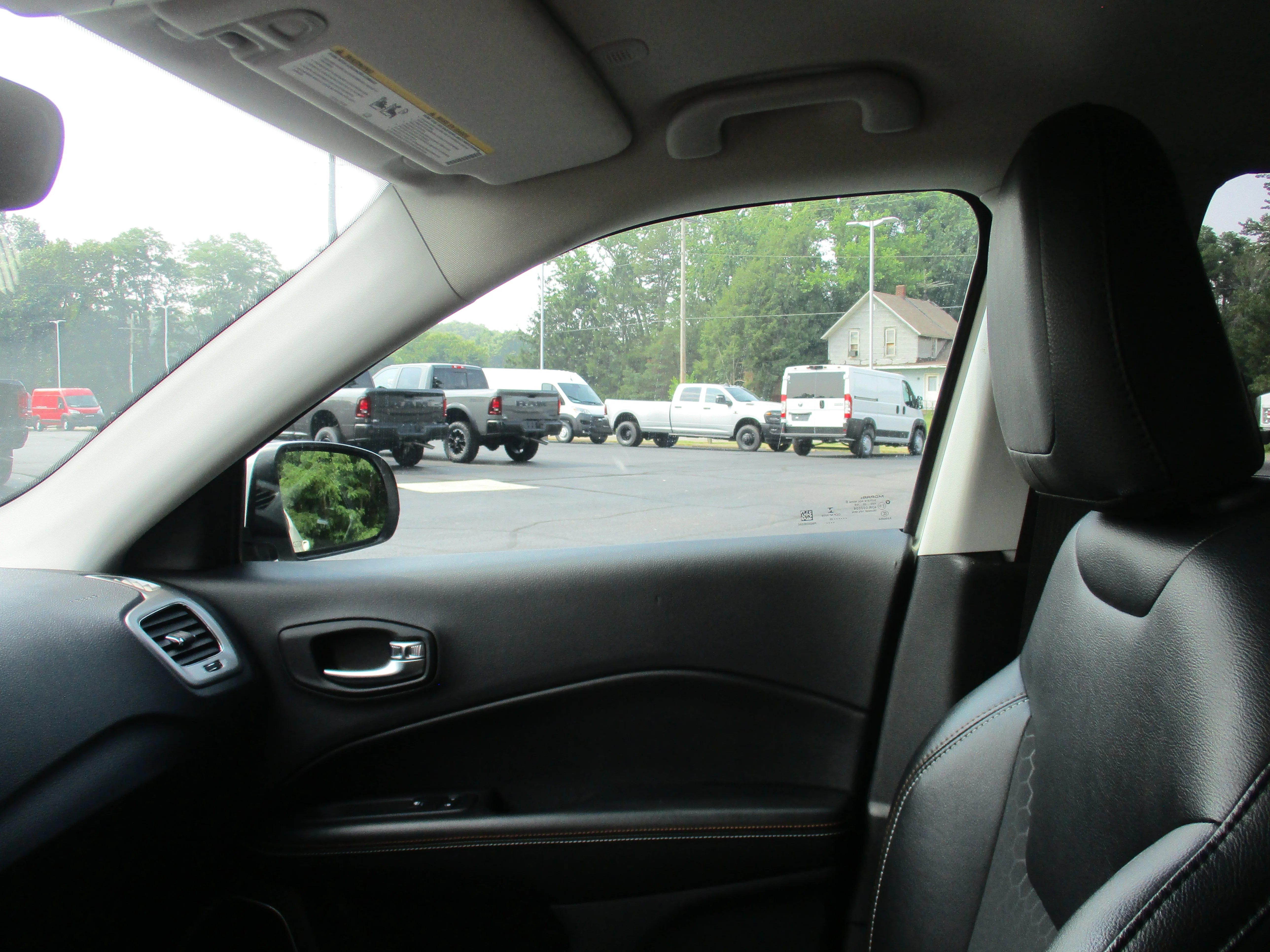 Used 2020 White Clearcoat Jeep Latitude image 32