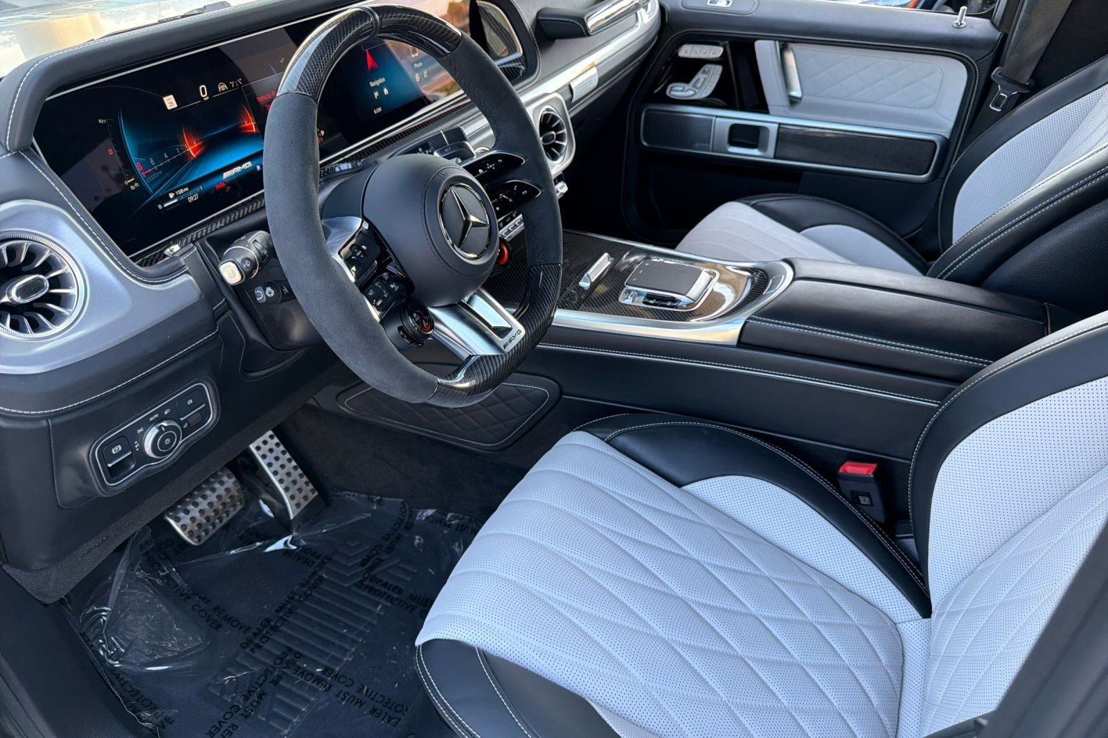 New 2026 MANUFAKTUR Night Black Magno Mercedes-Benz G 63 AMG® image 10
