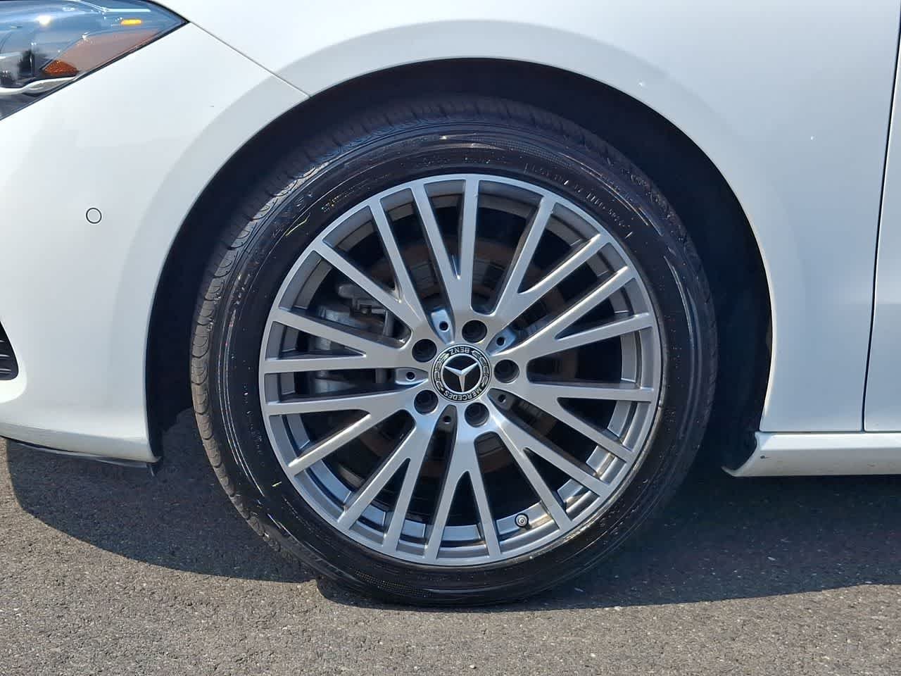 Used 2025 Polar White Mercedes-Benz CLA 250 image 29