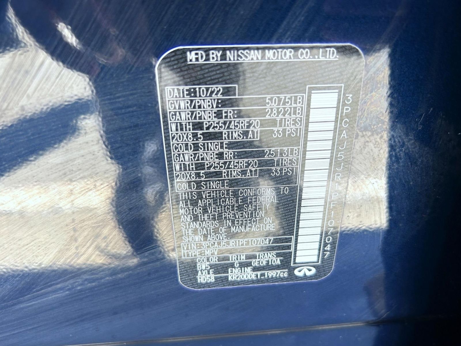 Certified Used 2023 Blue INFINITI LUXE image 25