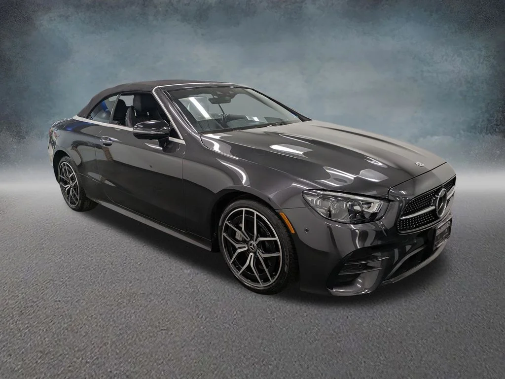 Used 2021 Gray Mercedes-Benz  image 3