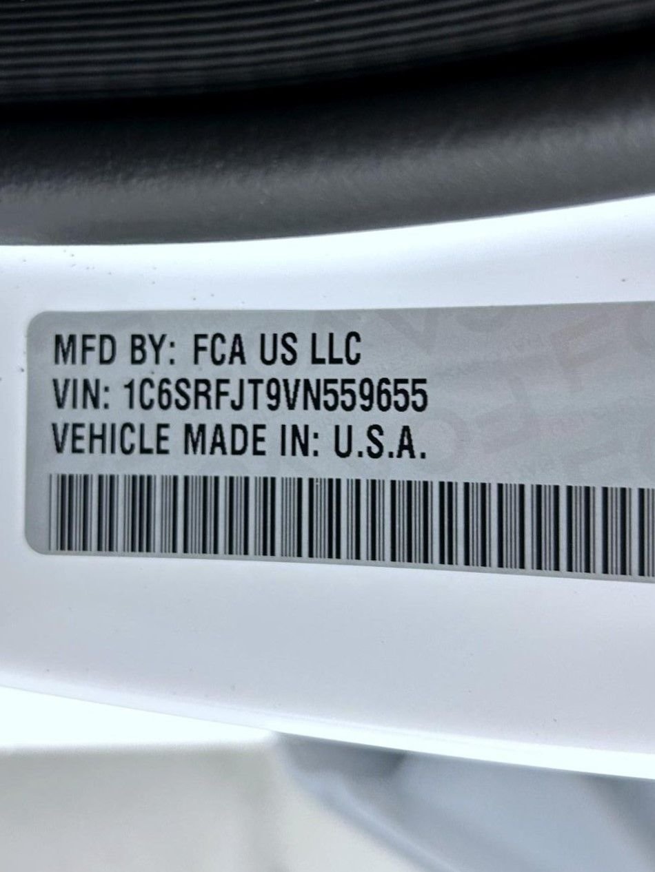 New 2027 Bright White Clear-Coat Exterior Paint RAM Laramie image 26