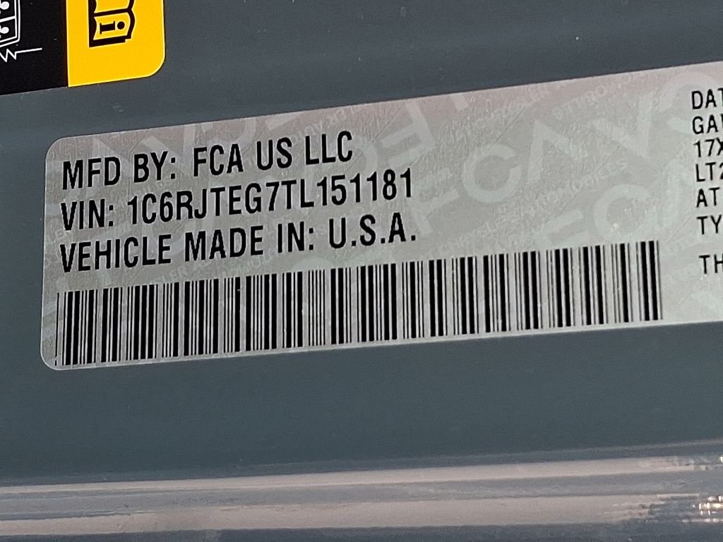 Used 2026 Gray Jeep Mojave image 25