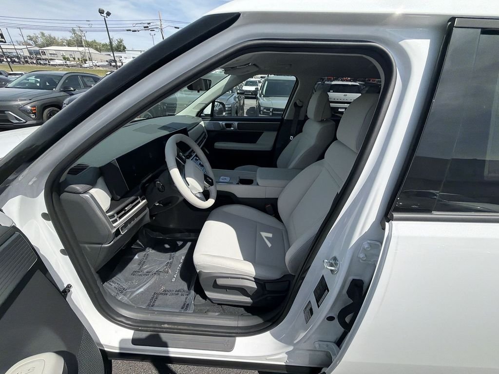 New 2026 White Hyundai SE AWD image 11