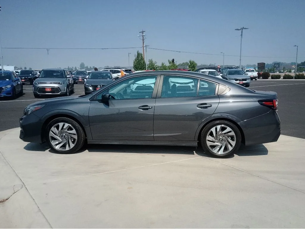 Certified Used 2025 MAGNETITE GRAY METALLIC Subaru Limited image 6