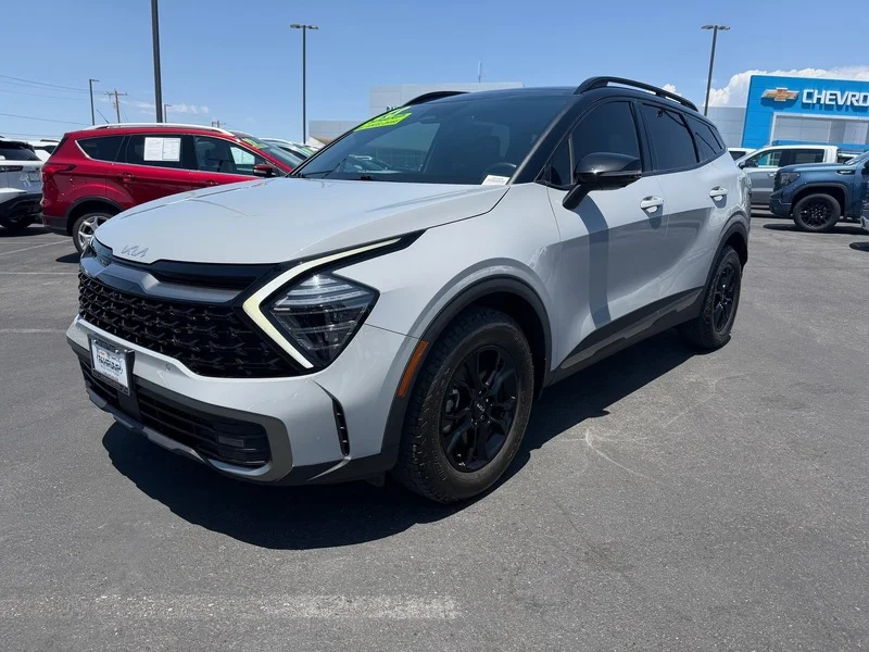 Used 2023 Wolf Gray/ebony B Kia X-Pro Prestige image 7