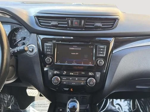 Certified Used 2022 Red Nissan SV image 11