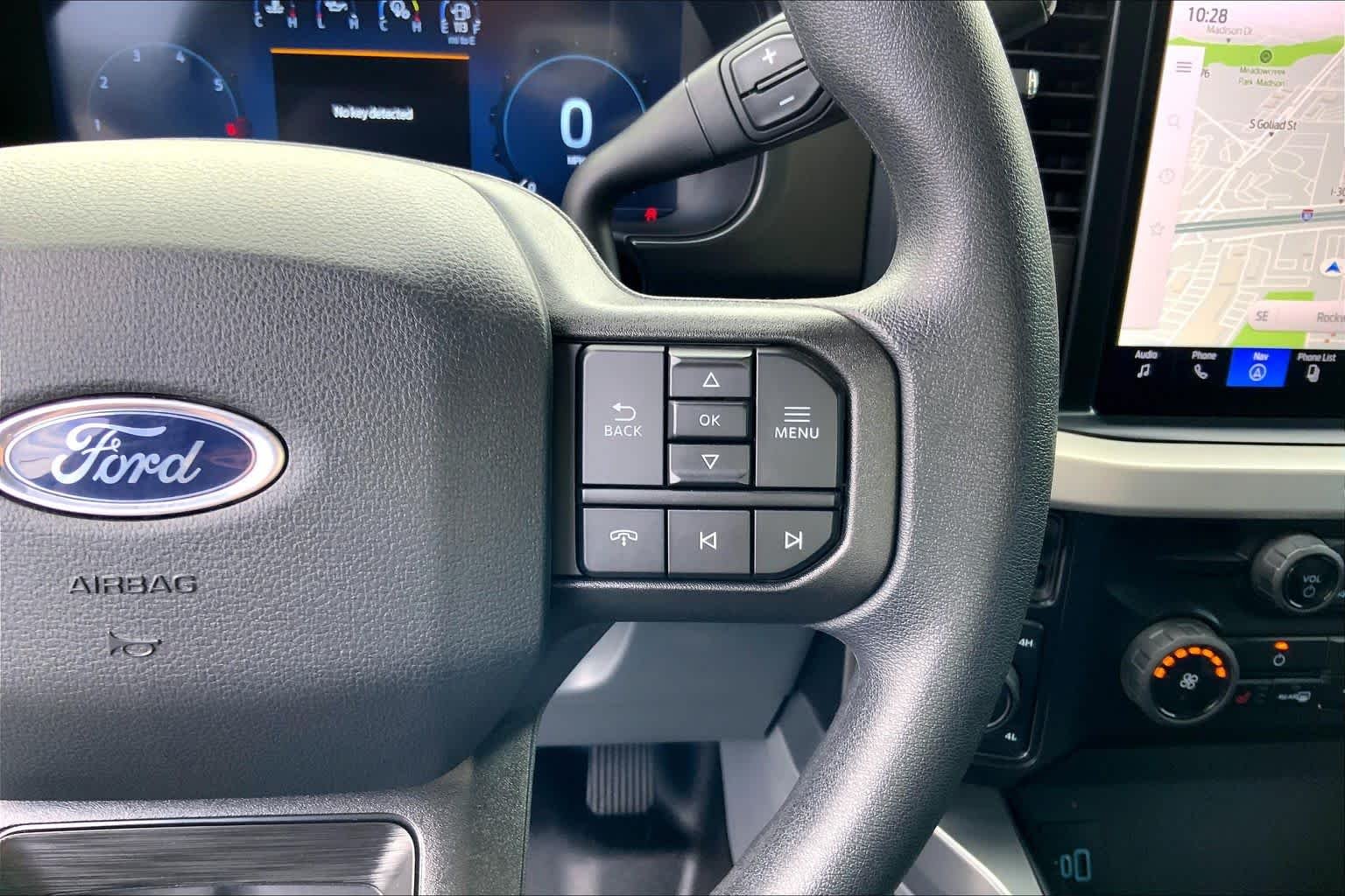Used 2026 Avalanche Ford XLT image 21