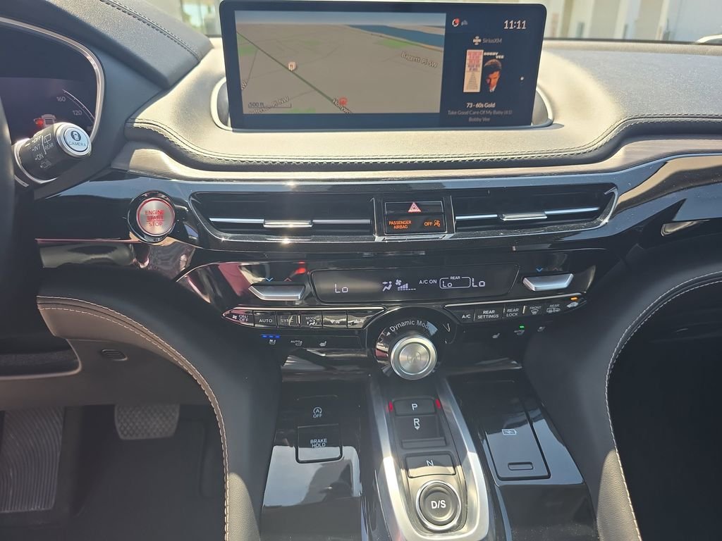 Used 2023  Acura Advance image 24