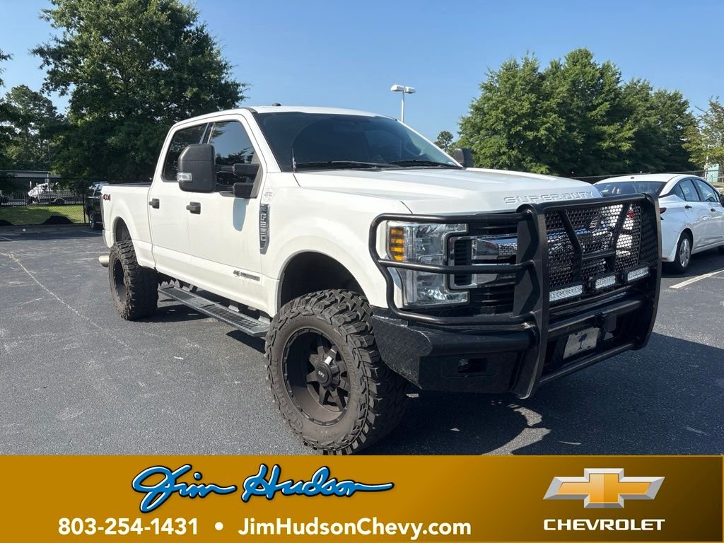 Used 2019 White Ford XLT image 1