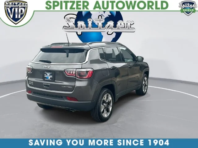 Used 2018 Gray Jeep Limited image 10