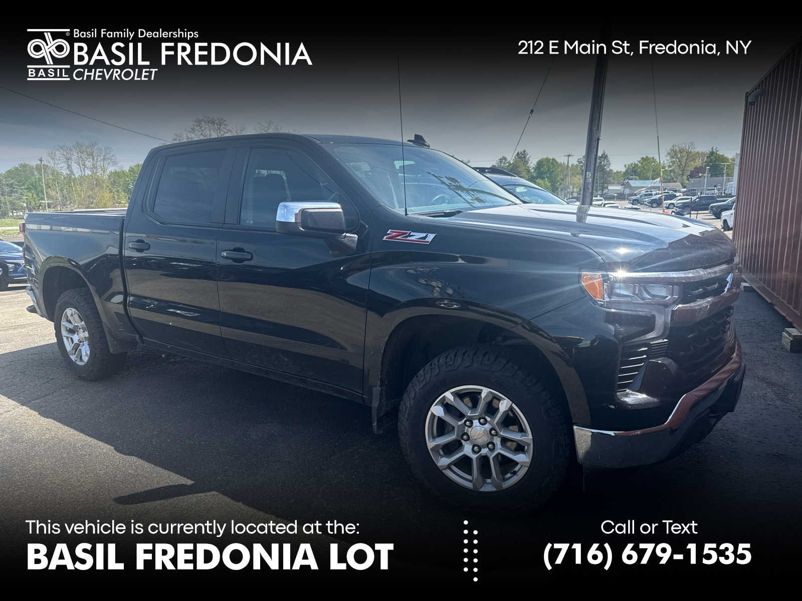 2024 Chevrolet Silverado 1500 LT 4X4 Crew Cab Short Box's photo