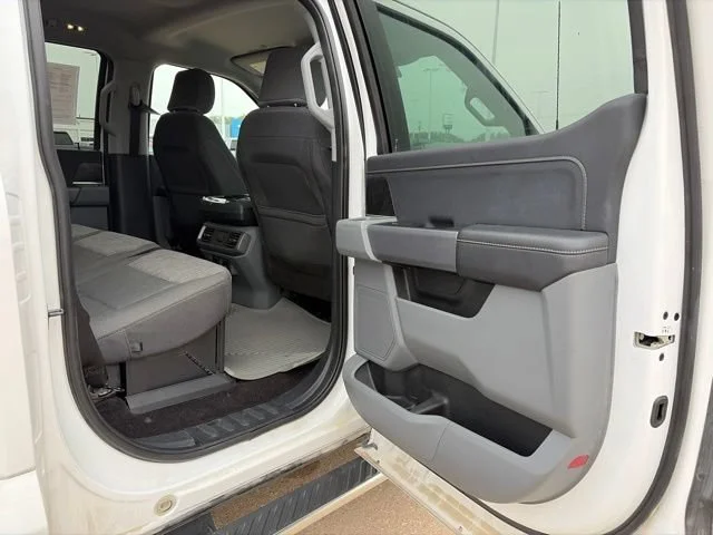 Used 2022 White Ford XL image 20