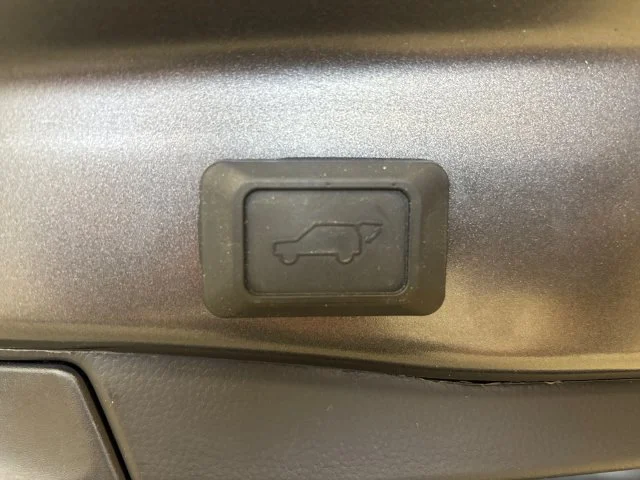 Used 2023 Gray Toyota XLE Premium image 26