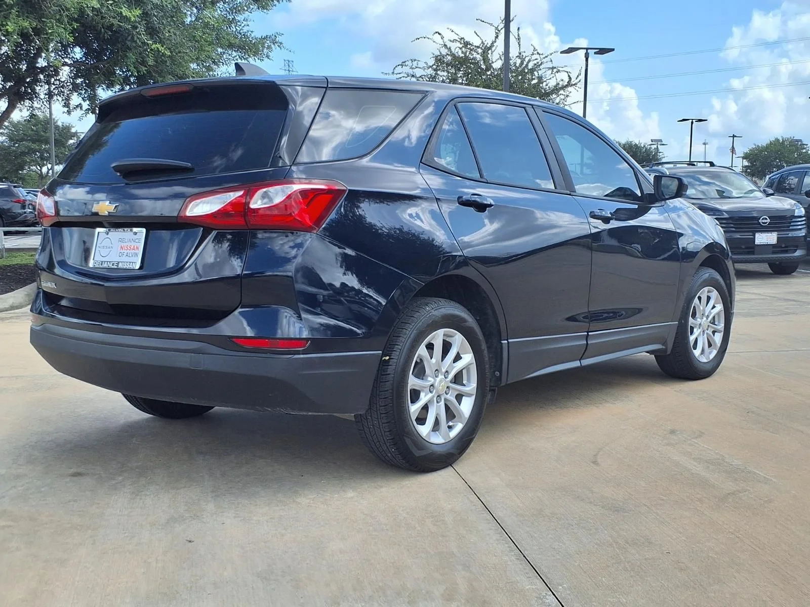 Used 2020 Chevrolet Equinox LS with VIN 3GNAXHEV4LS644964 for sale in Friendswood, TX