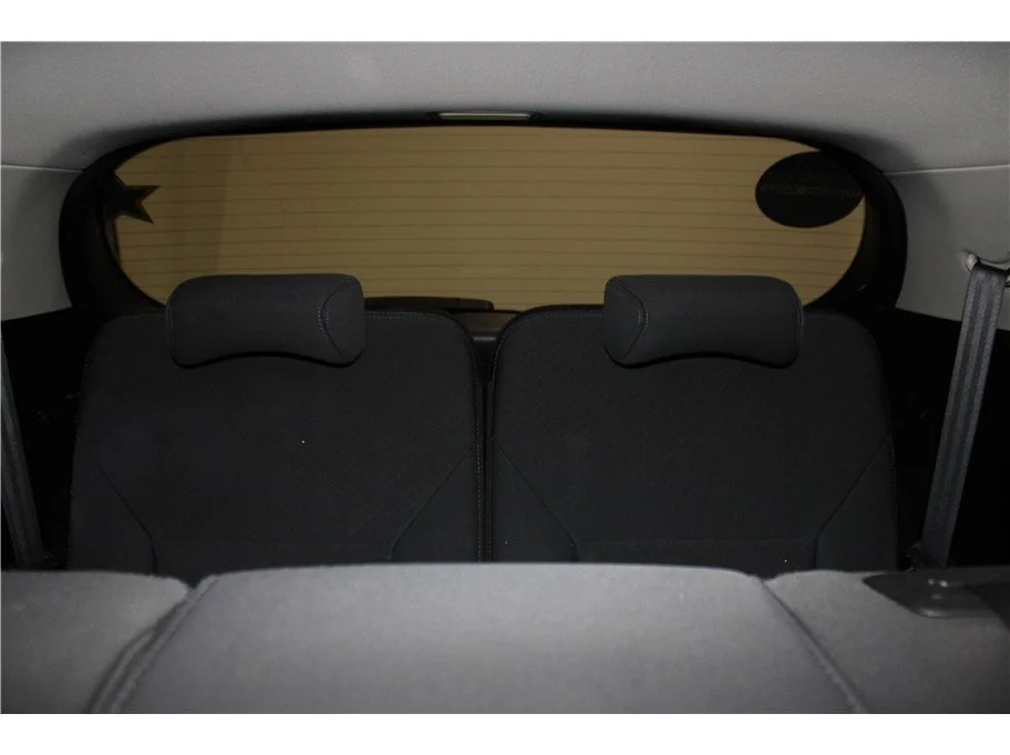 Used 2019 Dragon Brown Kia LX image 17