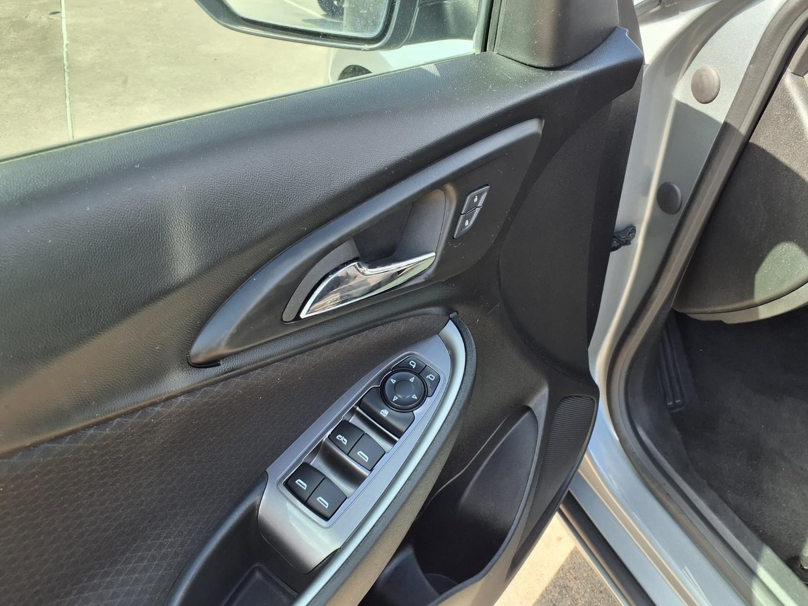 2024 Chevrolet Malibu LT Gray at Robbins Nissan