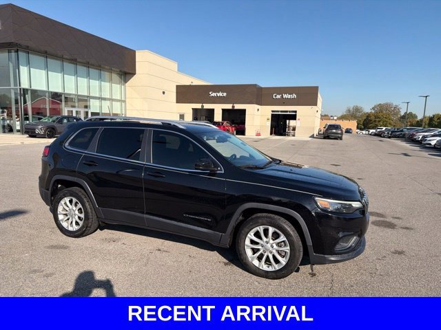 Used 2019 Diamond Black Jeep Latitude image 27