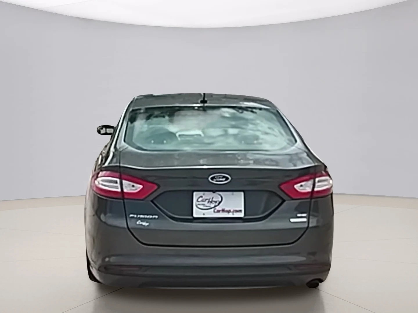 Used 2016 Gray Ford SE image 4