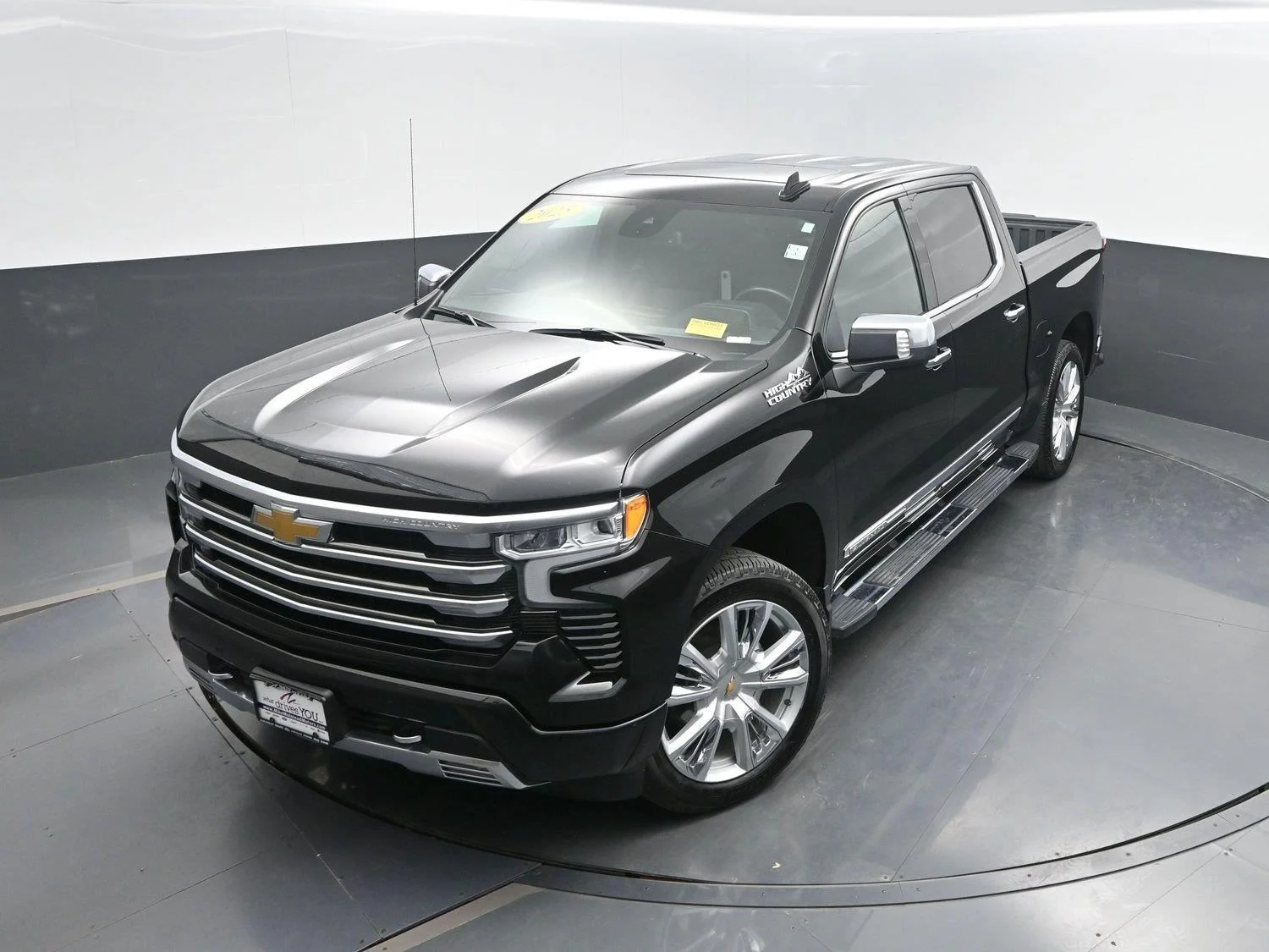 Used 2025 Black Chevrolet High Country image 44
