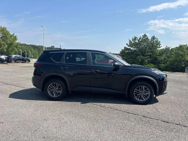 Used 2023 Black Nissan S image 3