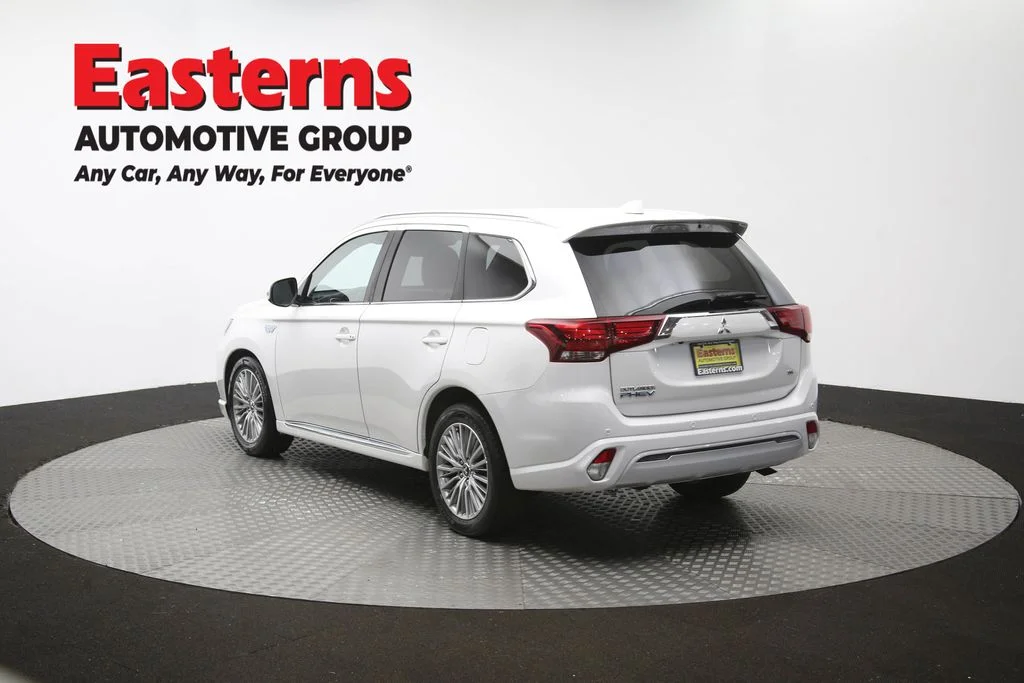 Used 2020 White Mitsubishi SEL image 64