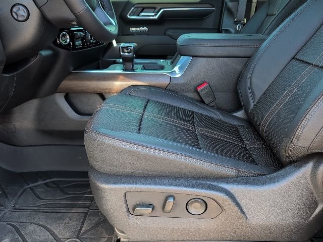 2025 Chevrolet Silverado 1500 High Country - Photo 11