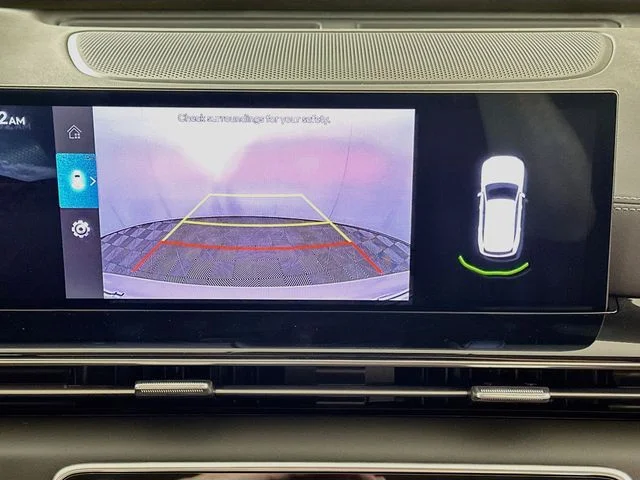 New 2027 White Genesis 2.5T image 18