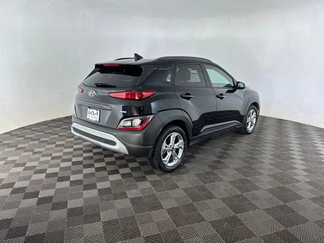 Used 2023 Black Hyundai SEL image 7