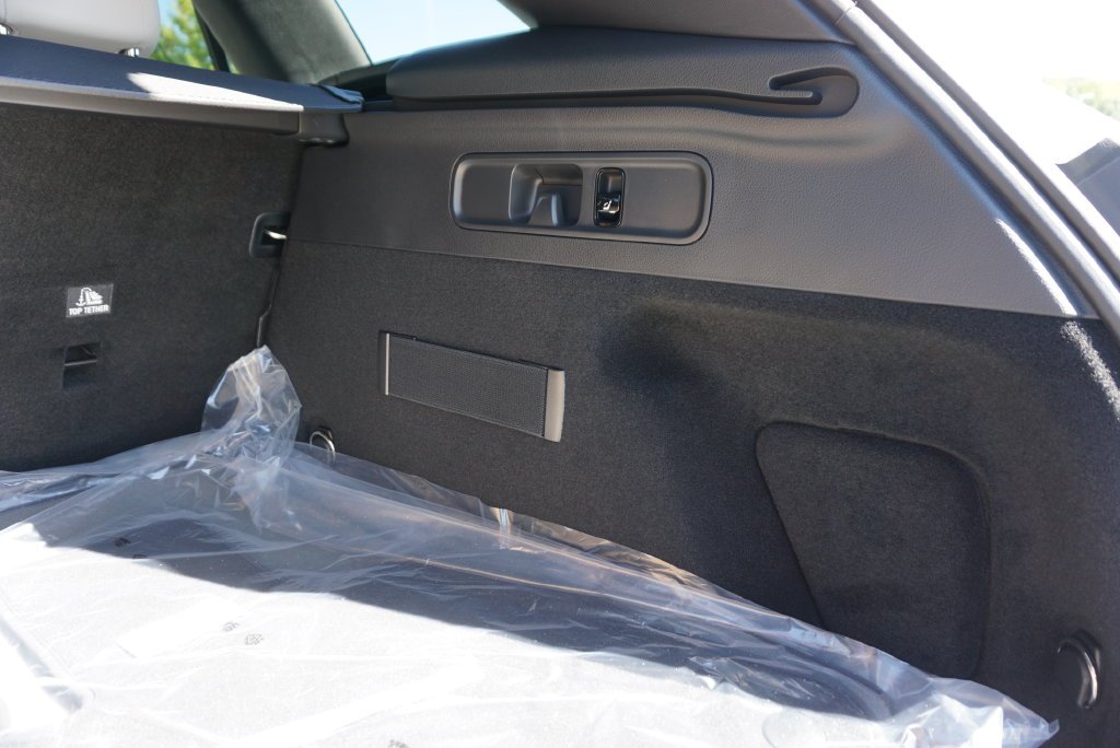 Used 2026 Polar White Mercedes-Benz GLC 300 image 71
