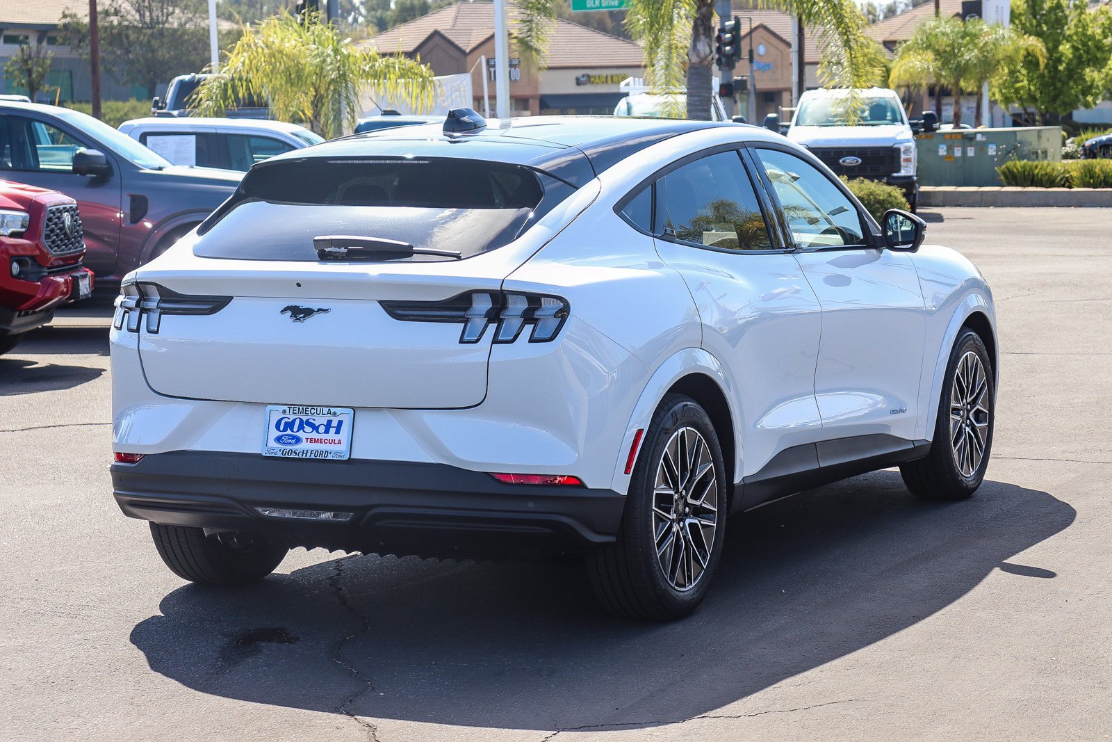 New 2026 Star White Metallic Tri-coat Ford Premium image 5